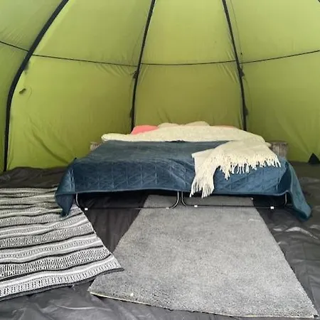 Οργανωμένο κάμπινγκ Glamping - Unikt Sted - Sjoutsikt